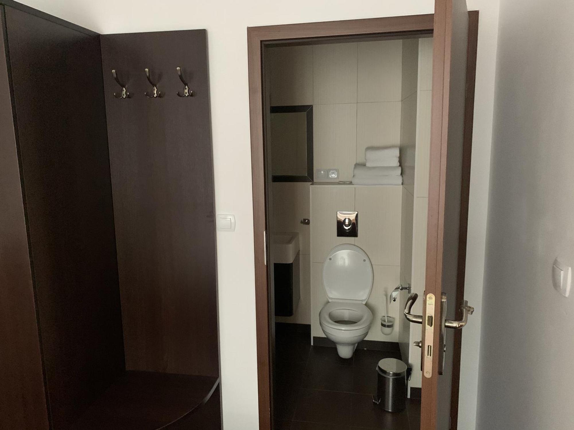 Plazowy Boss Z Restauracja 50 Metrow Od Morza Penzion 2*