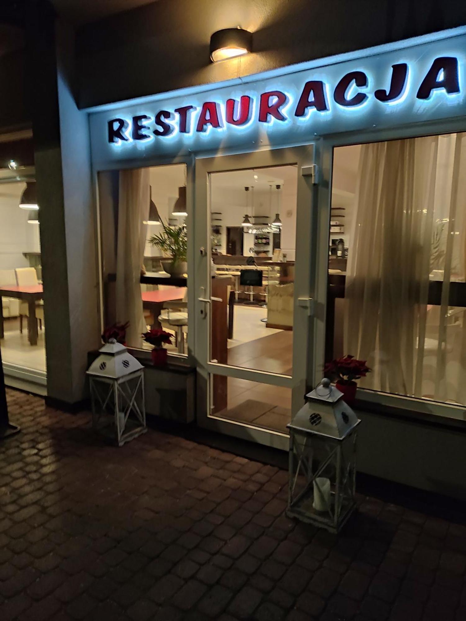 Plazowy Boss Z Restauracja 50 Metrow Od Morza Affittacamere