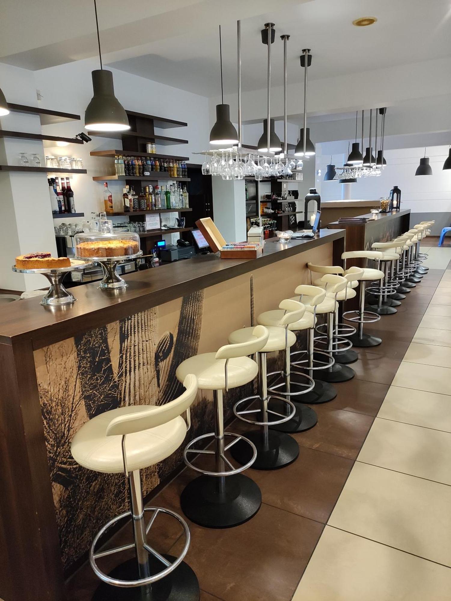 Plazowy Boss Z Restauracja 50 Metrow Od Morza 2*