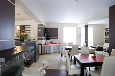 Affittacamere Plazowy Boss Z Restauracja 50 Metrow Od Morza