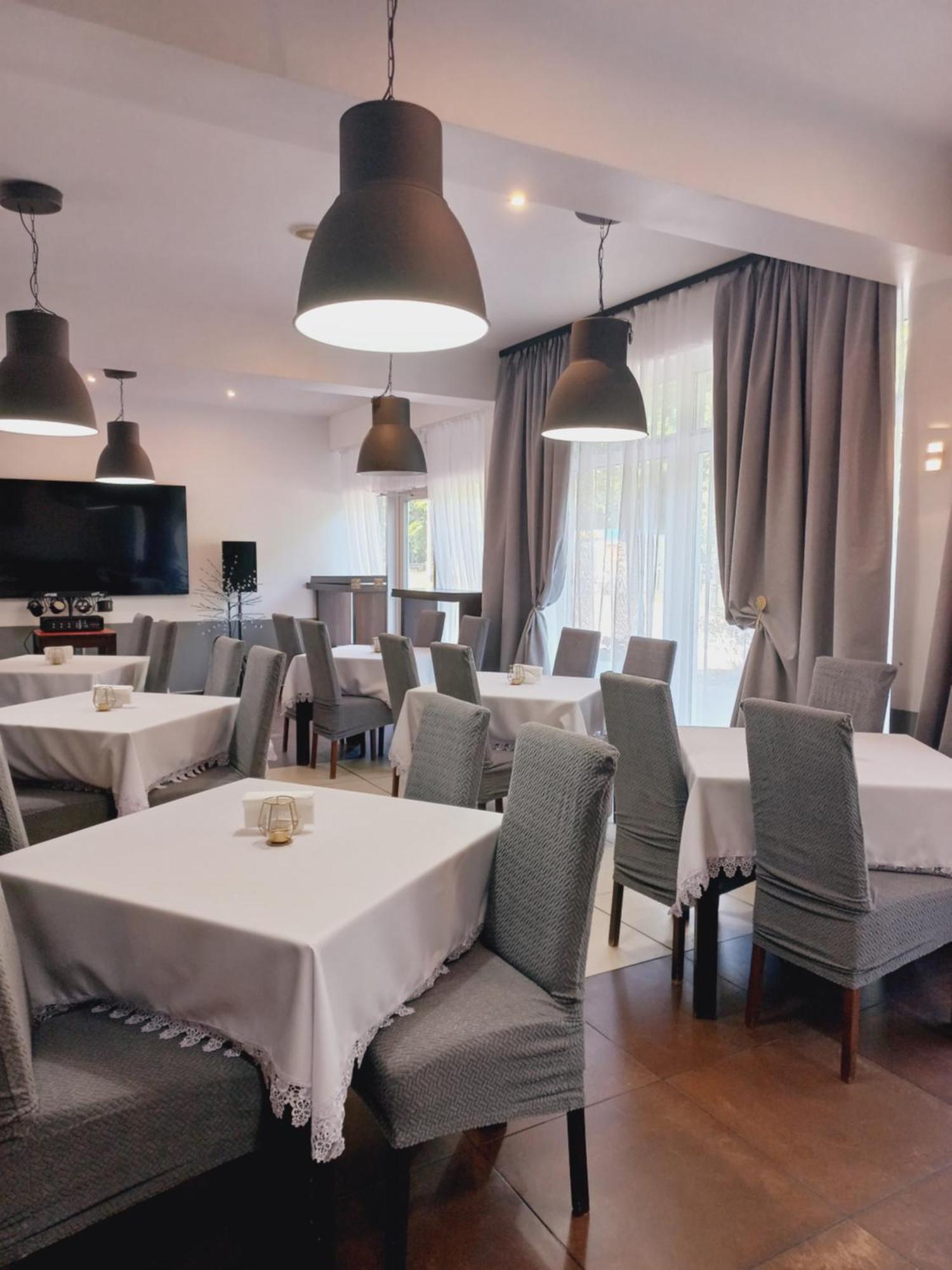 Plazowy Boss Z Restauracja 50 Metrow Od Morza 2* Dziwnów