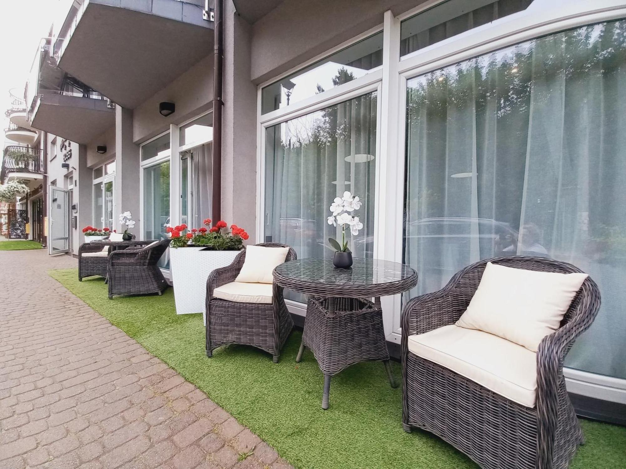 Plazowy Boss Z Restauracja 50 Metrow Od Morza Penzion 2*